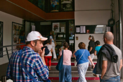 Agrandir l'image 32 sur 217, fenêtre modale